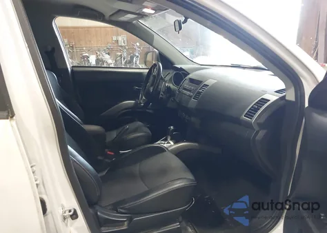 2012 Mitsubishi Outlander Se z USA, uszkodzony, nr VIN JA4JT3AW3CU025207